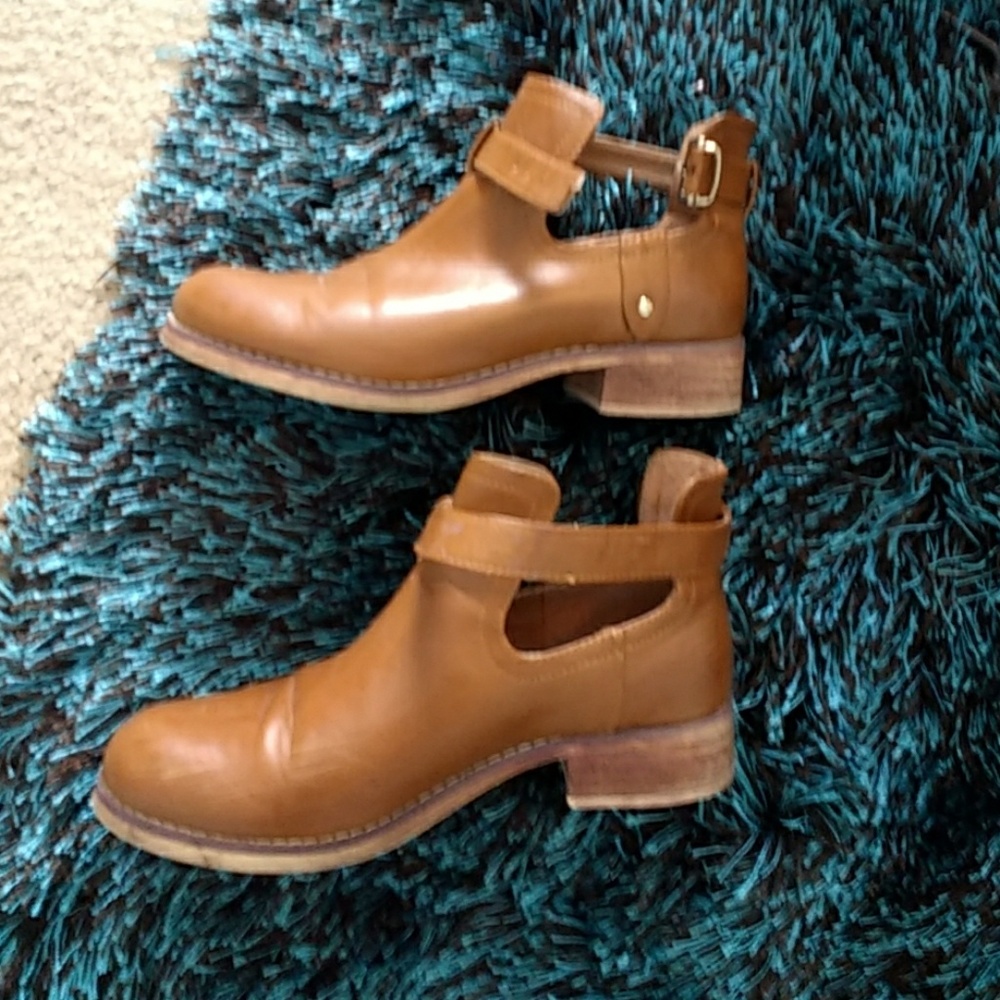 Ancle boots